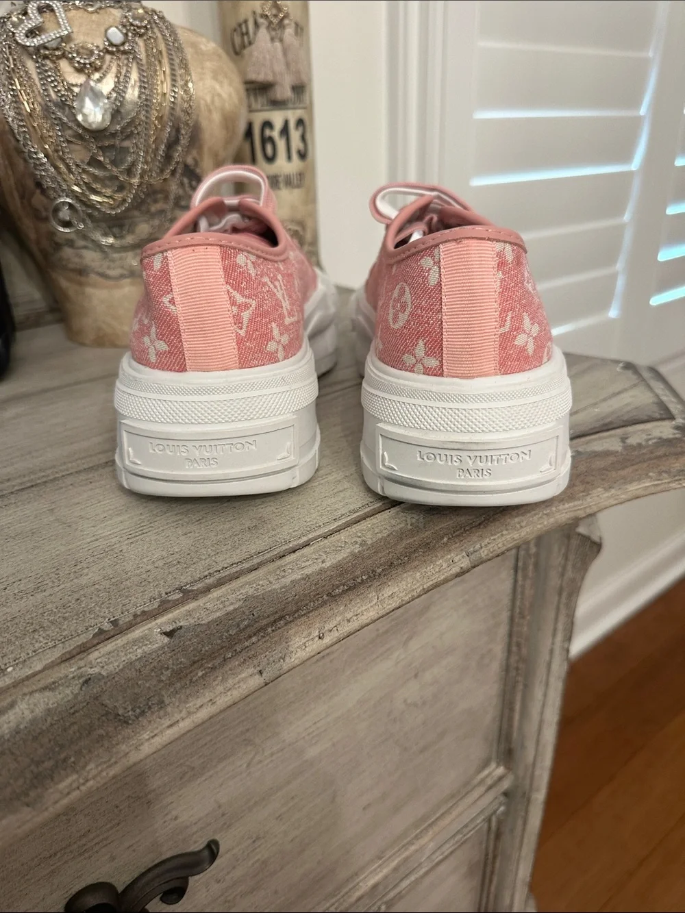 LV Pink Monogram Canvas Low-Top Sneakers - Picture 4 of 6